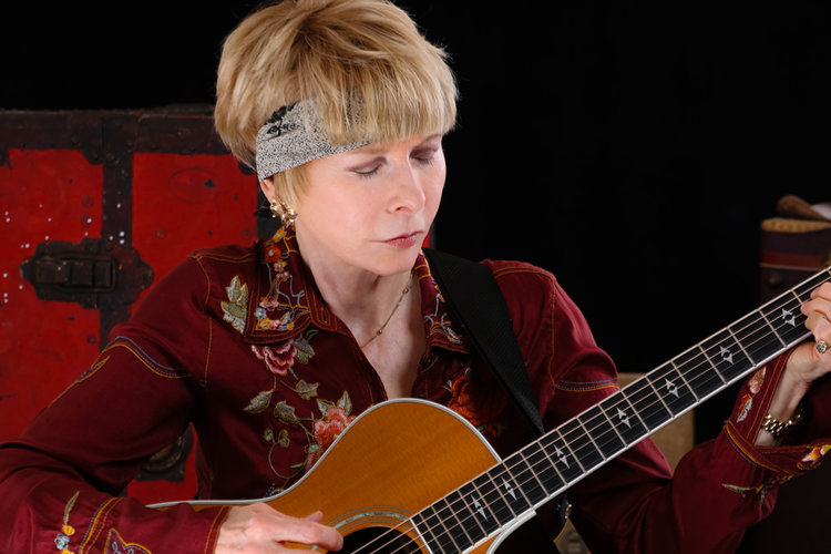 Pear Valley Concert Series Presents – Dulcie Taylor